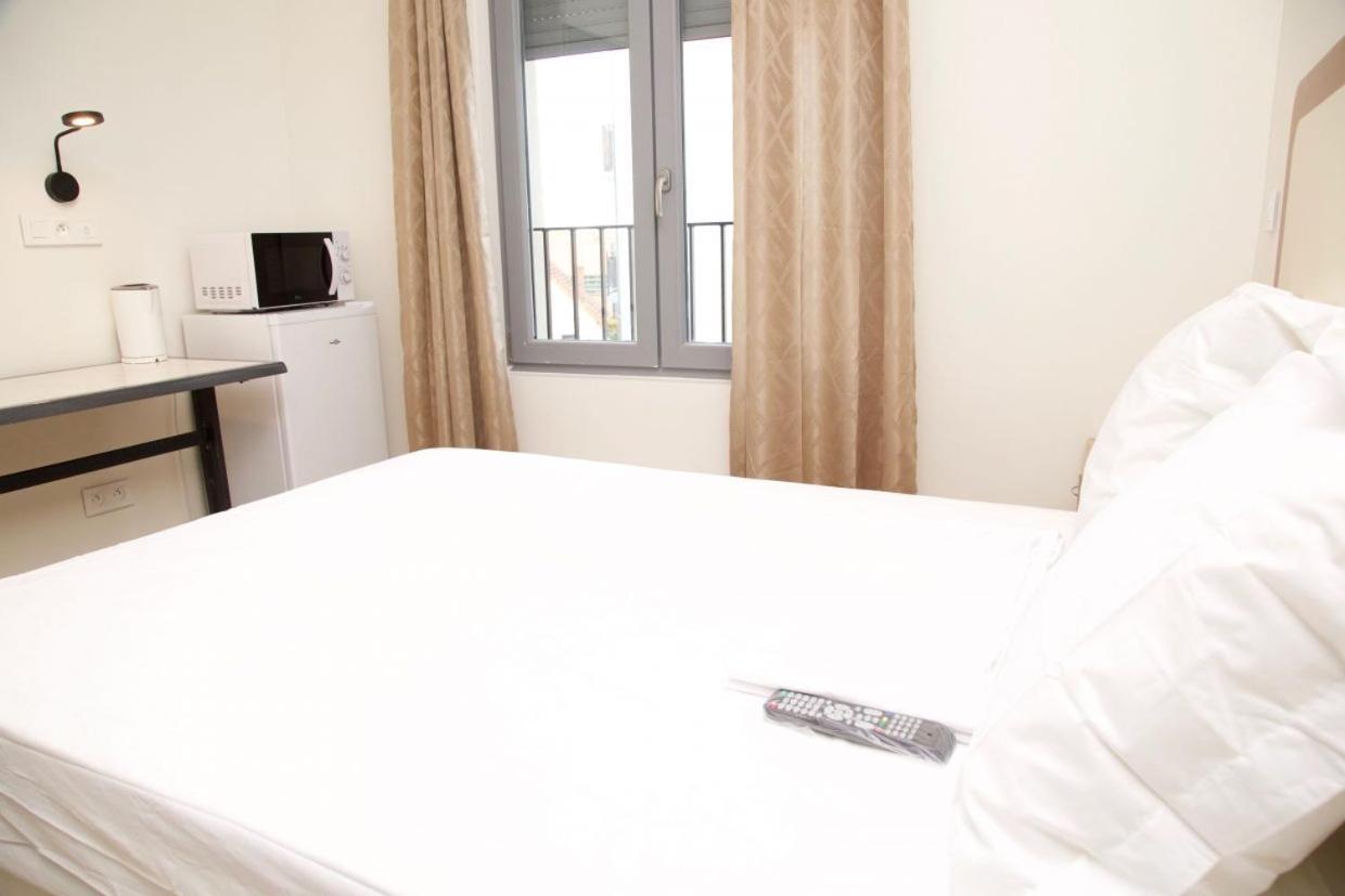 Hotel Le Privilege La Courneuve Dış mekan fotoğraf
