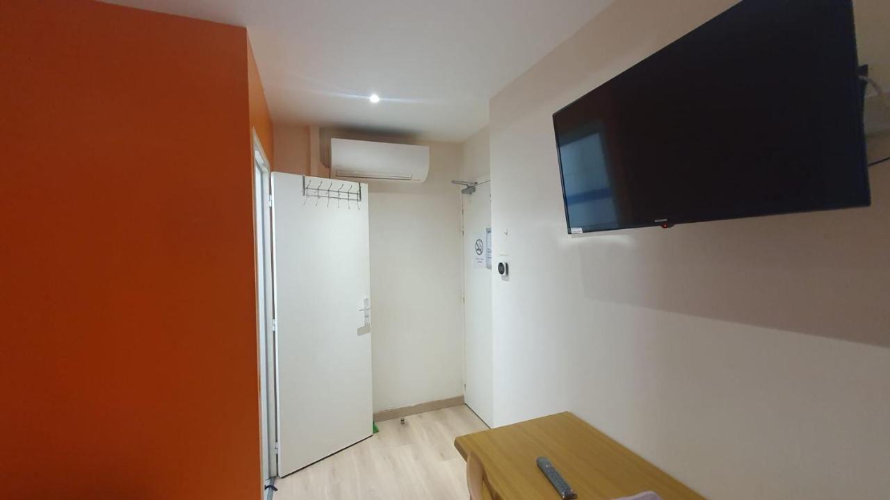 Hotel Le Privilege La Courneuve Dış mekan fotoğraf