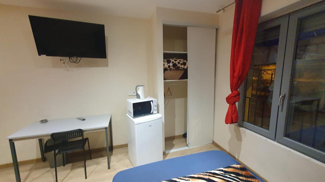Hotel Le Privilege La Courneuve Dış mekan fotoğraf