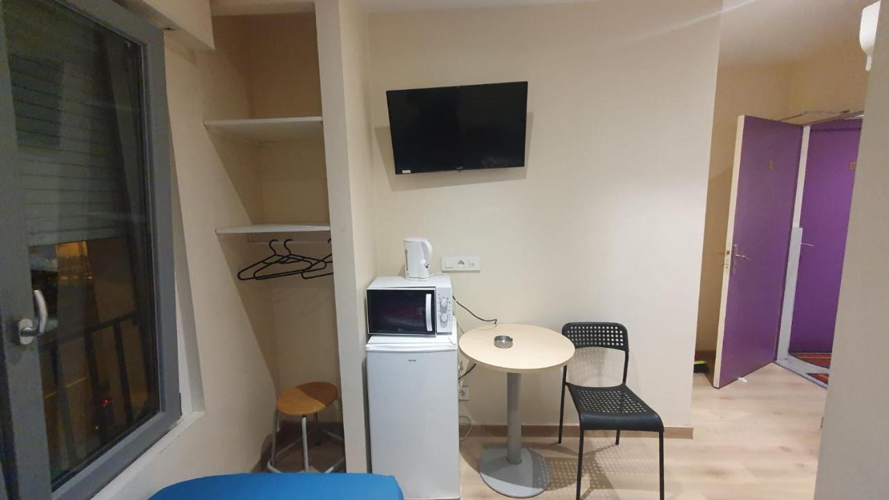 Hotel Le Privilege La Courneuve Dış mekan fotoğraf