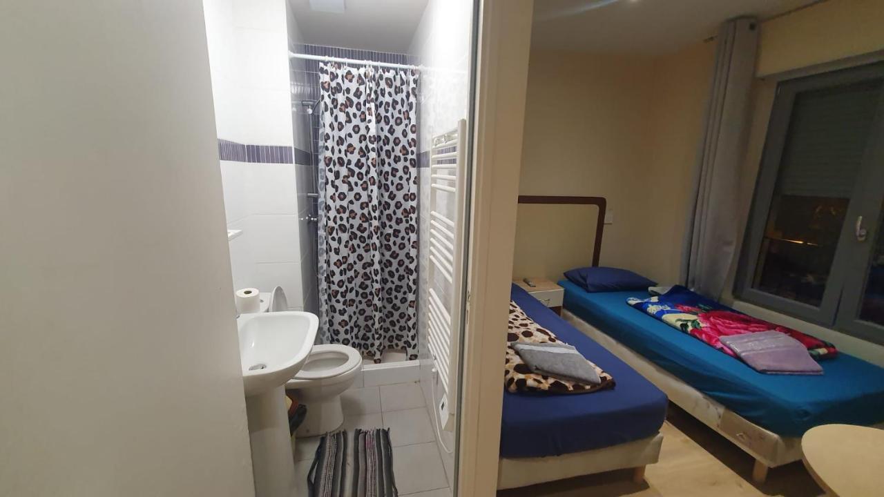 Hotel Le Privilege La Courneuve Dış mekan fotoğraf
