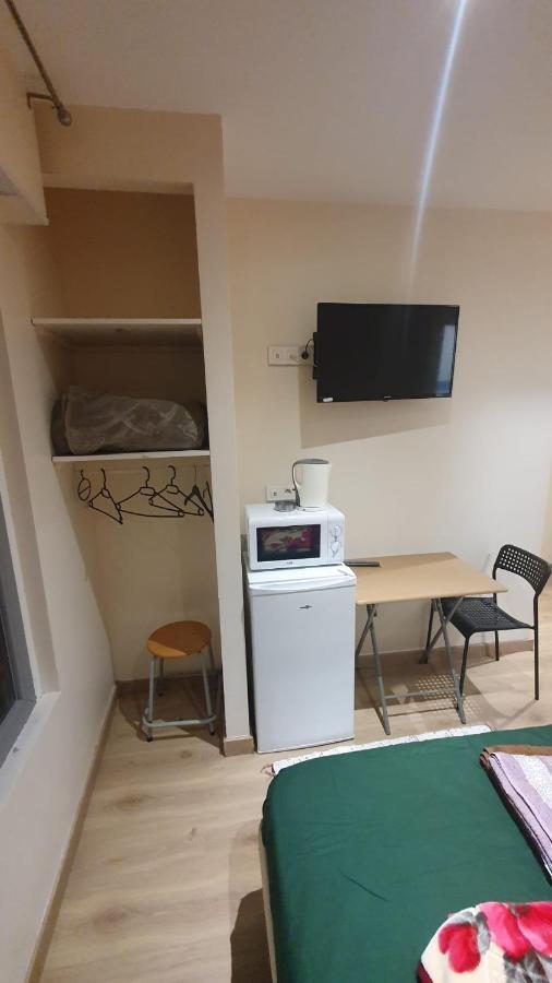 Hotel Le Privilege La Courneuve Dış mekan fotoğraf