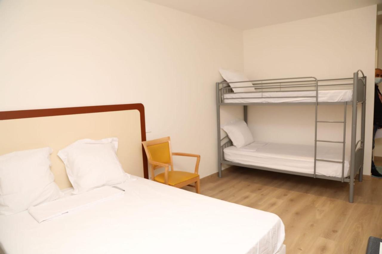 Hotel Le Privilege La Courneuve Dış mekan fotoğraf