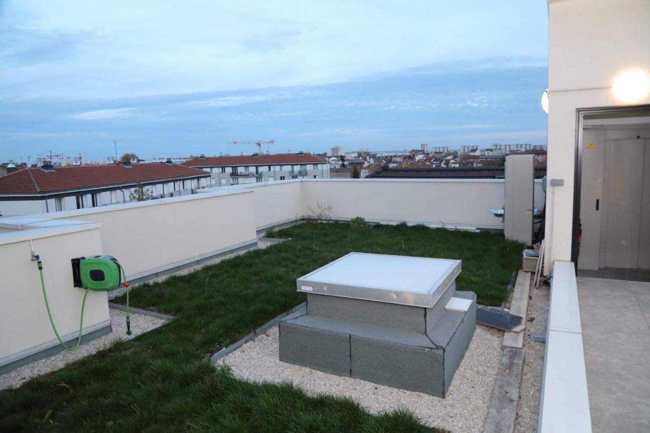 Hotel Le Privilege La Courneuve Dış mekan fotoğraf